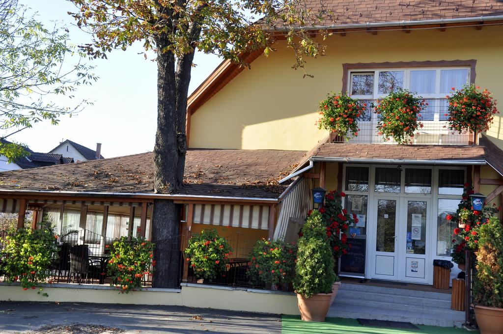 Tengerszem Panzió Bánk Exterior foto