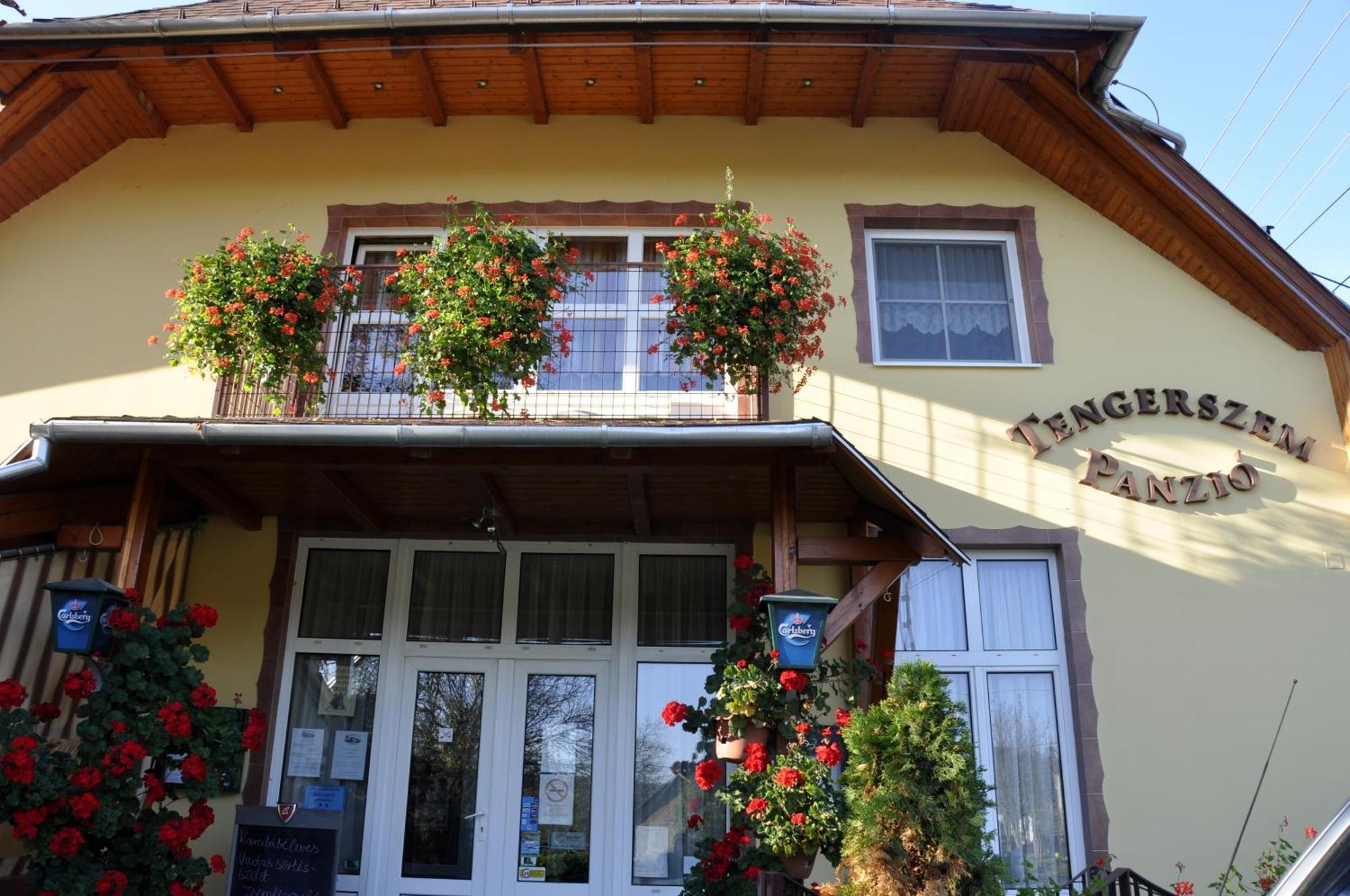Tengerszem Panzió Bánk Exterior foto